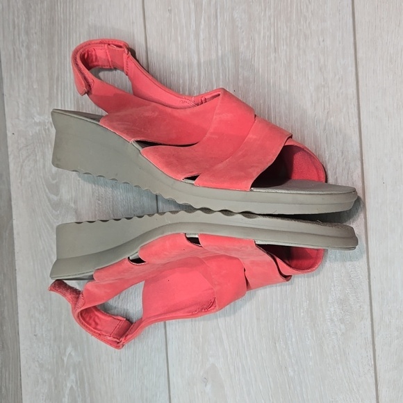 Cloudsteppers by Clarks Women. Oral Caddel Leather Wedge Sandals shoes sz 10M - Picture 10 of 12